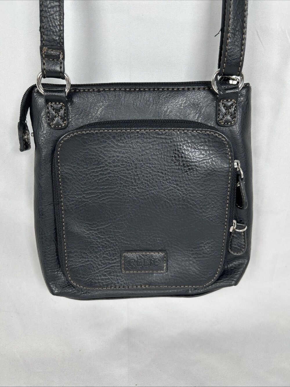 Relic Black Faux Leather Crossbody Bag Purse Adjustable Straps Pebbled Snaps Zip
